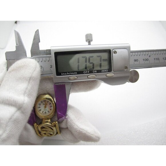 Women Xanadu Quartz WR Analog Dial Bangle Watch (G965) "New Battery" - Picture 2 of 6